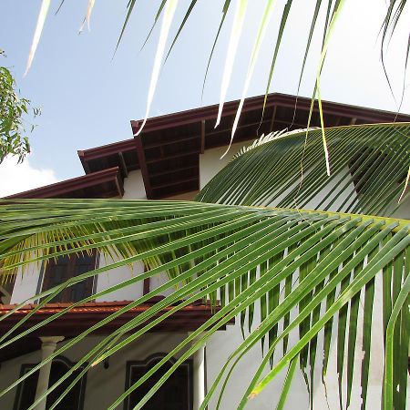 Falcon Villa อินดูรูวา ภายนอก รูปภาพ