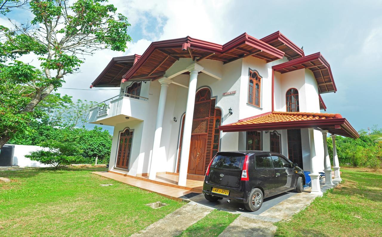 Falcon Villa อินดูรูวา ภายนอก รูปภาพ